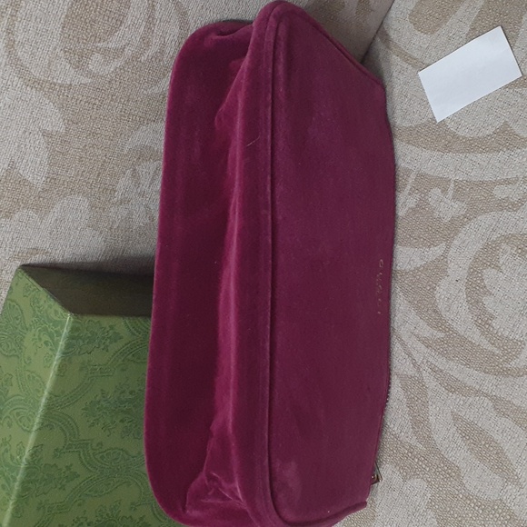 GUCCI BEAUTY BAG MAKEUP NEW GIFTED CROSSBODY CHAIN - Picture 7 of 9